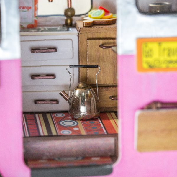 DIY Miniatyyri asuntovaunu - Happy Camper - Image 3