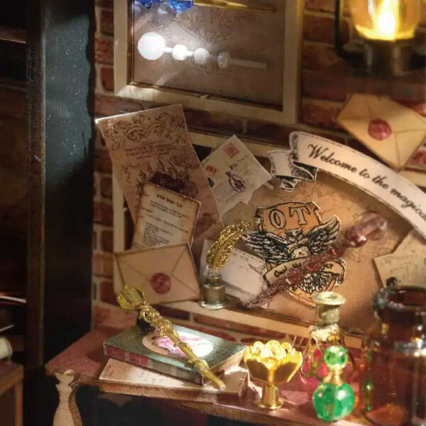 DIY Miniatyyritalo – Magic Shop - Image 7