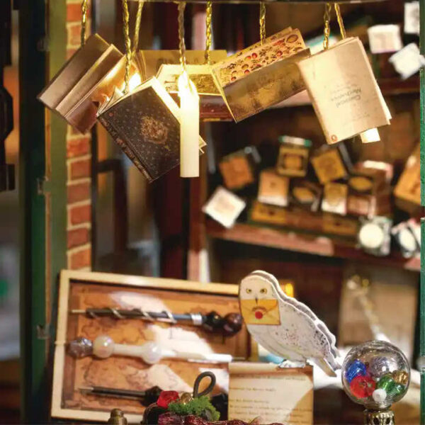 DIY Miniatyyritalo – Magic Shop - Image 6