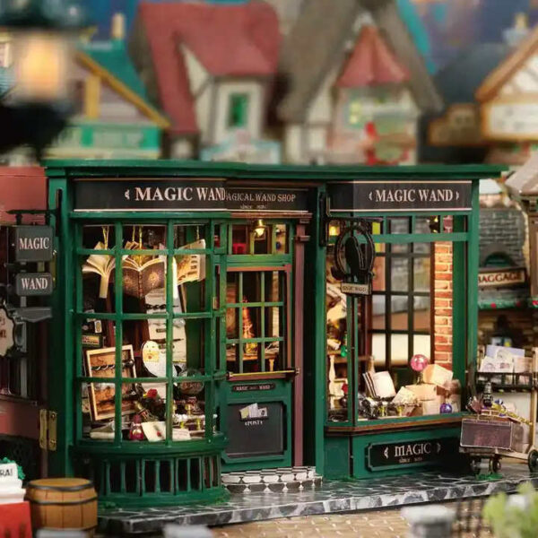 DIY Miniatyyritalo – Magic Shop - Image 2