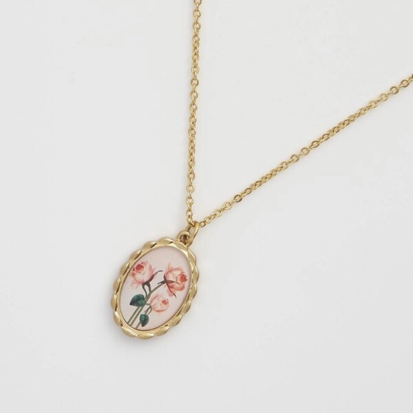 Kaulakoru Ruusu - Framed Roses, Fable England