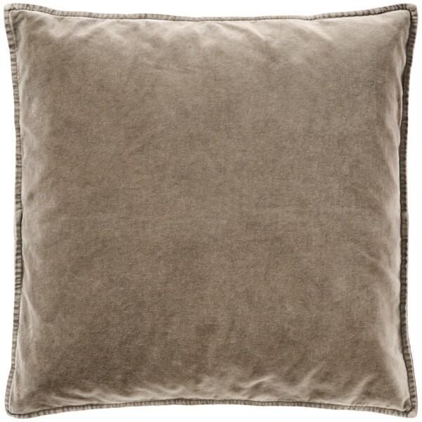 valeanruskea samettityynynpäällinen