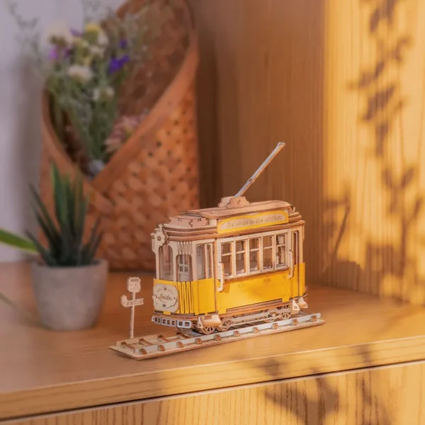 DIY miniatyyri Raitiovaunu - Tramcar, Robotime - Image 6