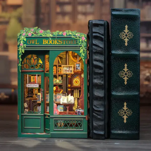 DIY Minimaailma kirjahyllyyn – Owl Bookstore Book Nook - Image 13