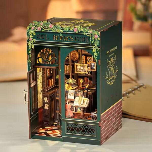 DIY Minimaailma kirjahyllyyn – Owl Bookstore Book Nook - Image 4