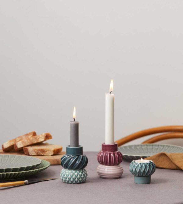 Kolmeosainen kynttilänjalka Dark, Powder & Aubergine, Dottir Nordic Design - Samsurium - Image 2